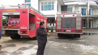 Dua Unit Mobil Damkar Dikembalikan ke DPRD