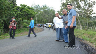 Tinjau Proyek di Bungo, Gubernur Minta Pekerjaan Selesai Sesuai Target
