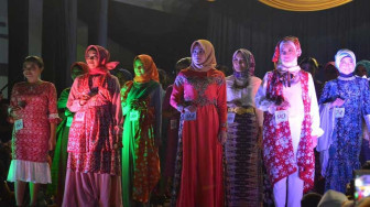Inovasi Warna Pastel Tambah Koleksi Batik Jambi
