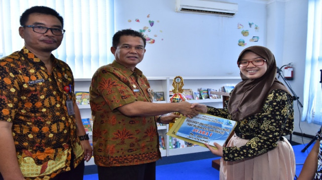 Pemkot Gelar Lomba Pidato dan Bercerita Bahasa Inggris, Putri Wali Kota Syalinna Naurah Juara