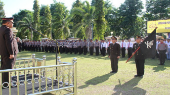 Giliran Kapolsek Siau Dapat Bendera Tengkorak dari Kapolres