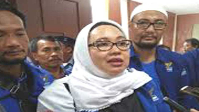 Camelia Sudah Pegang SK, Pelantikan Menunggu Instruksi DPD