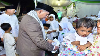 Ribuan Warga Ekajaya Kumandangkan Sholawat Bersama Wali Kota, Fasha Apresiasi Tabligh Akbar Marene Bersholawat