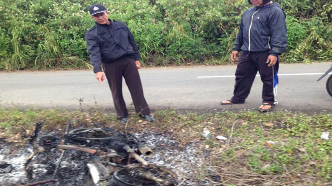 Maling di Kebun Mendagri, Motor Pencuri Dibakar Massa