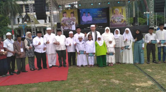 Hadiri Tabligh Akbar, Fasha Santuni 404 Anak Yatim Piatu