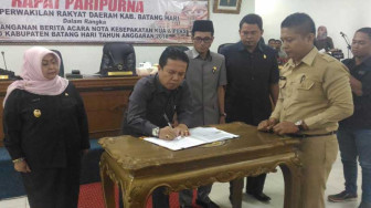 Pemkab dan DPRD Batanghari Teken KUA dan PPAS APBD 2018