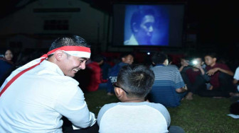 Zola Nonton Bareng Film G30S/PKI Bersama Masyarakat Jambi