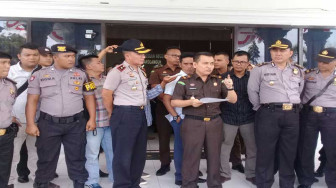 Dituding Tiga LSM, Kajari Ini Ngomong Blak-Blakan