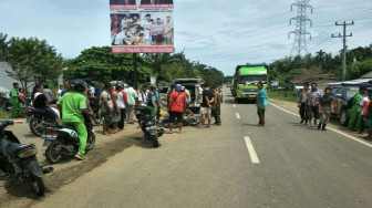 Tabrak Truk, Yuli Tewas