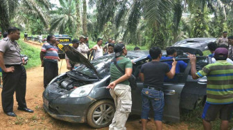 Honda Jazz Kejar-Kejaran dengan Polisi