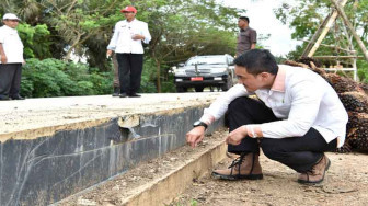 Jalan Aurduri II - Pelabuhan Muara Sabak Terus Dikerjakan