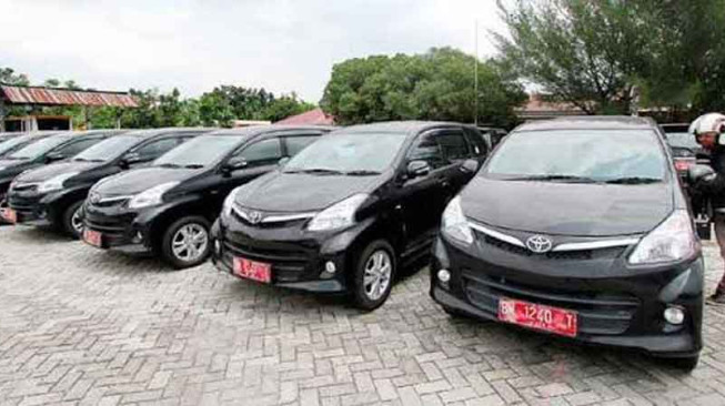 Mobil Dinas Dewan Ditarik, Pemkab Ganti Rp 30 Miliar