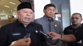 Dapat Rp 60 Miliar, Safrial Tidak Puas