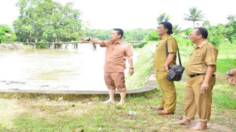 Bupati Kecewa Pintu Air Tidak Berfungsi