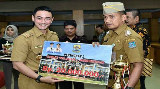 Zola Harap Seluruh Camat Proaktif Dorong Pelaksanaan Pembangunan