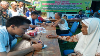 Meriahkan HUT Kabupaten Tebo, Asian Agri Gelar Pengobatan Kesehatan Gratis