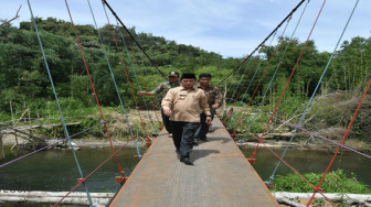 Warga Desa Lubuk Birah Kini Punya Jembatan Gantung