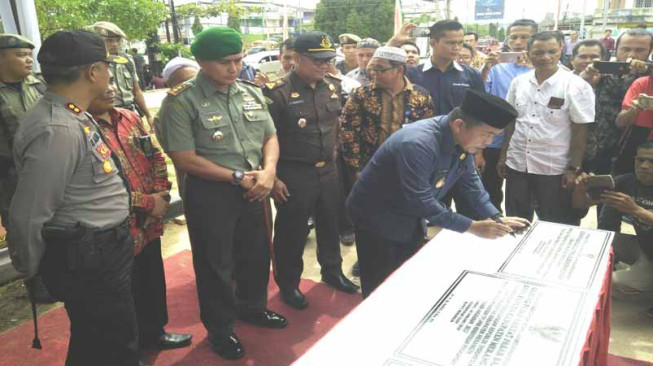 Bupati Merangin Resmikan Proyek Fisik 2014 - 2017