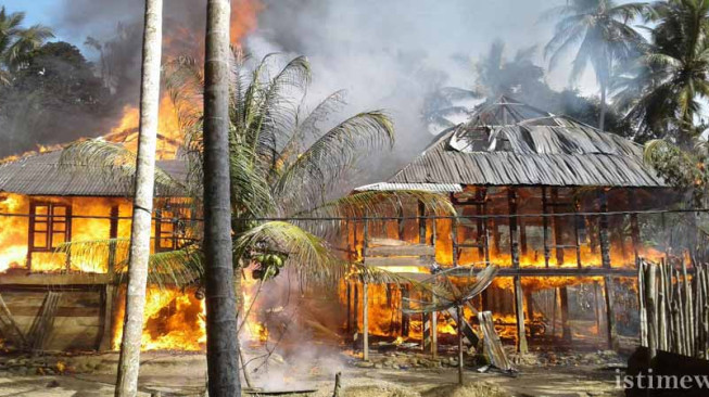 Dua Rumah Warga Kasiro Ludes Terbakar