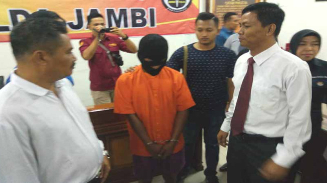 Polisi Tangkap Perampok Karyawan PT Tapel