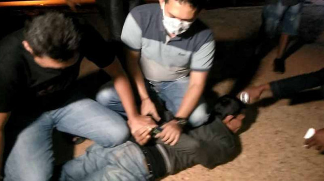 Simpan Shabu dalam Kaos Kaki, Kurir Asal Medan Dibekuk