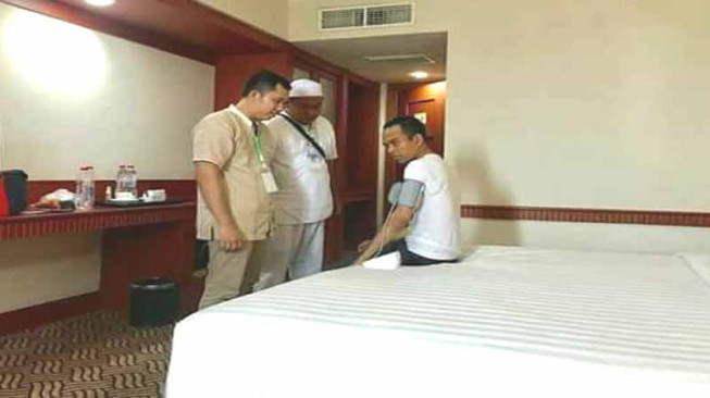 Kelelahan…. Ustadz Abdul Somad Drop di Jambi