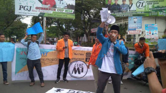 Mahasiswa Demo Pelantikan Pejabat, Syahbandar : Telitilah Dulu….