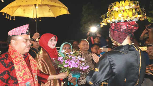 Husairi Disambut Masyarakat Merangin