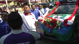 Kampanye Damai Diwarnai Protes