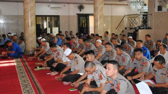 Wakapolda Hadiri Pembinaan Rohani di Masjid Al Ikhlas