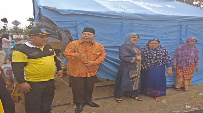 Bupati H. Safrial :  Segera Beri Bantuan Korban Kebakaran