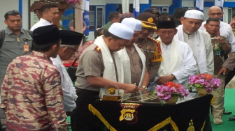 Kapolri Resmikan Mesjid Hasil Sumbangan Anggota Polisi