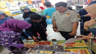 Waspada, Sarden Kaleng Mengandung Cacing Beredar di Kualatungkal