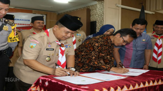 Terkait Pengawasan Partisipatif Pemilu, Pramuka-Panwaslu Teken MoU