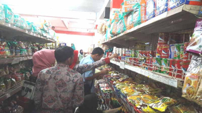 Waspada Sarden Mengandung Cacing