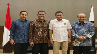 Perjuangkan Pabrik Semen Batu Raja di Sarolangun, Bupati Cek Endra Temui Menteri ESDM