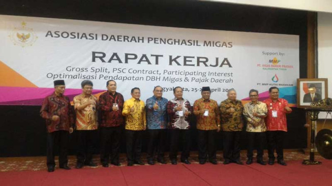 Bupati Tanjung Jabung Barat Hadiri Raker ADPM di Yogyakarta