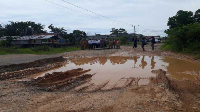 Ini Kondisi Jalan Alternatif Truk Batubara