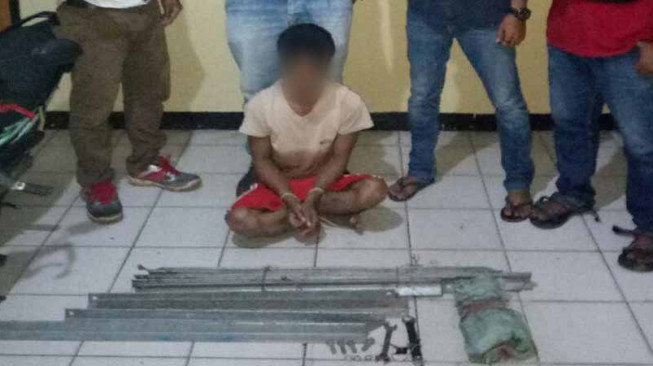 Gara-Gara Besi Tower, S Ditangkap Polisi
