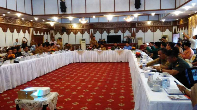 Plt Gubernur Jambi Pimpin Rakor Persiapan Pilkada Serentak 2018