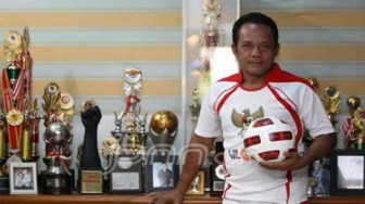 Lagenda Sepakbola Indonesia, Zulkarnain "Maradona Indonesia" Lubis , Meninggal Dunia