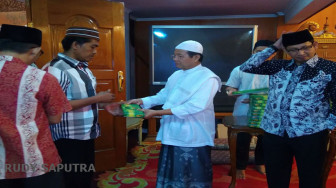 Plt Gubernur Jambi Buka Puasa Bersama Kaum Duafa