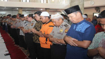 Do’akan Gugurnya Personil Polri, Polda Jambi Gelar Shalat Ghaib