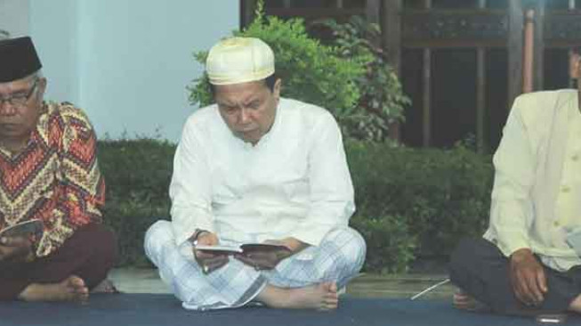 Salat Jumat Diganti Salat Zuhur di Zona Merah