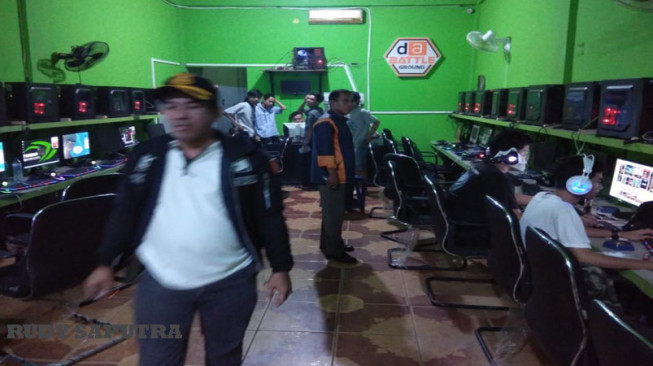 Lima Warnet di Kota Jambi Melanggar Perwal