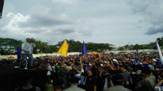 Republik Hipnotis Puluhan Ribu Massa Nalim-Khafied