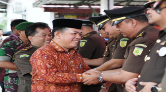 H Al Haris Hadiri Pelantikan Pejabat Dilingkungan Kejari