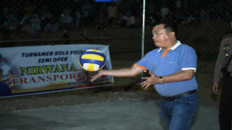 H Al Haris Buka Turnamen Bolavolly Muda Karya Cup 2018