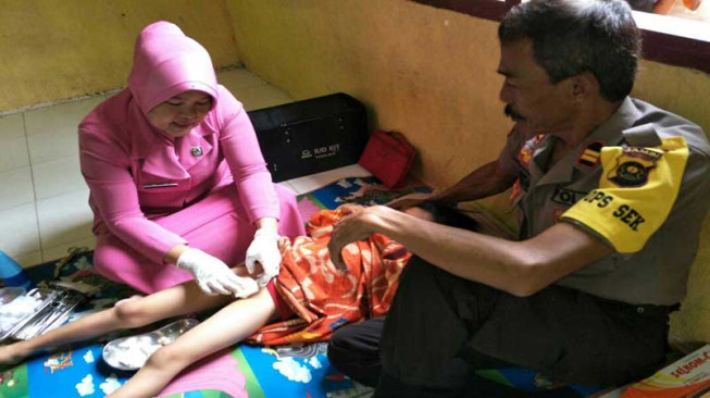 Peringati Hut Bhayangkara, Polsek Sungai Manau Adakan Sunatan Massal