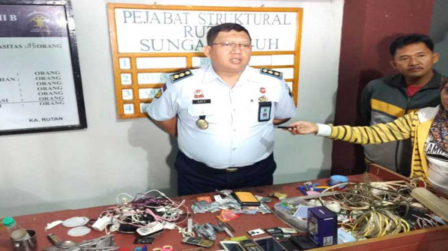 Razia Rutan Sungaipenuh, Petugas Temukan Mirip Alat Hisap Narkoba